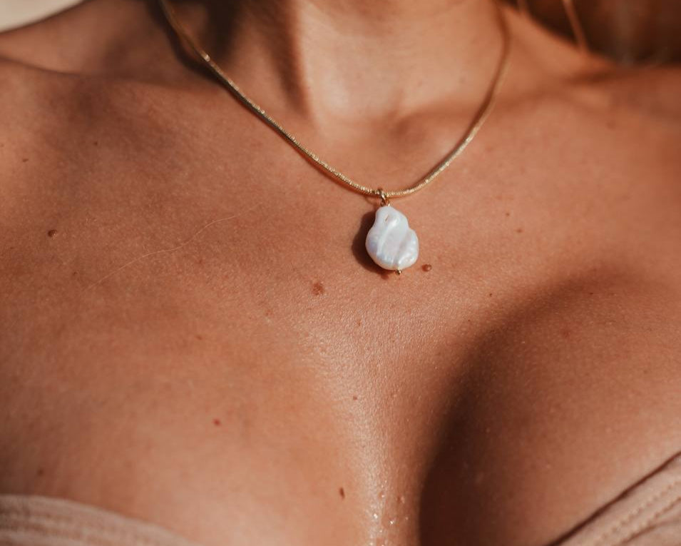 Chain with baroque pearl Gold-Plated